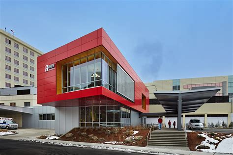Sacred Heart Medical Center .